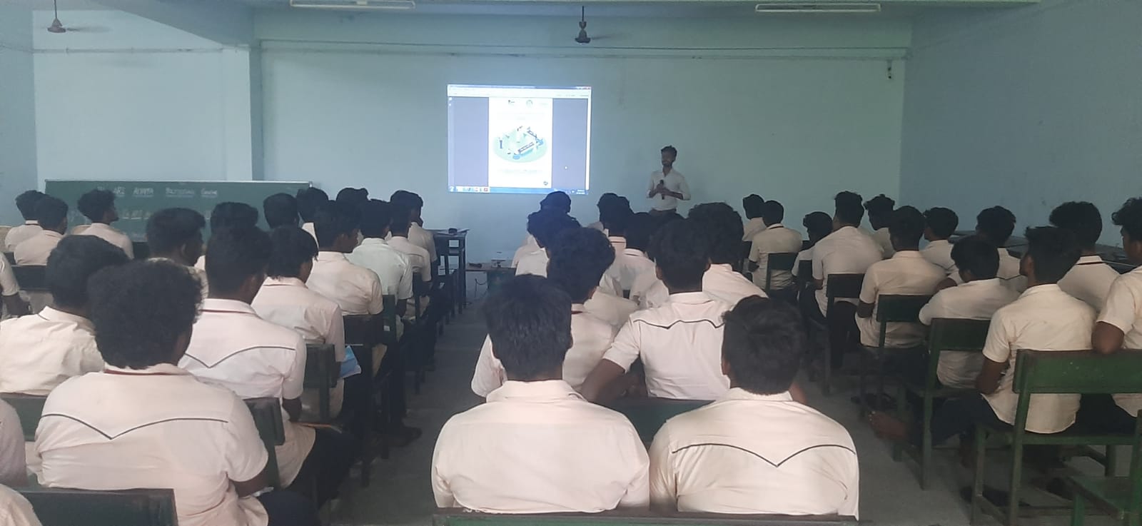 Industry 4.0 & its Applications in Manufacturing Industries